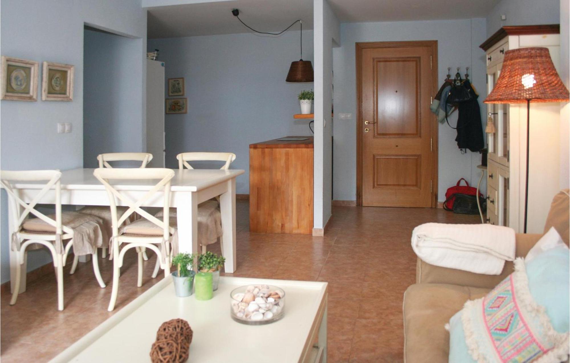 Beautiful Apartment In Alcossebre With Kitchen Экстерьер фото